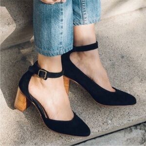 Soludos Gemma Black Suede Block Heels, Ankle Strap, Size 7, good used condition.